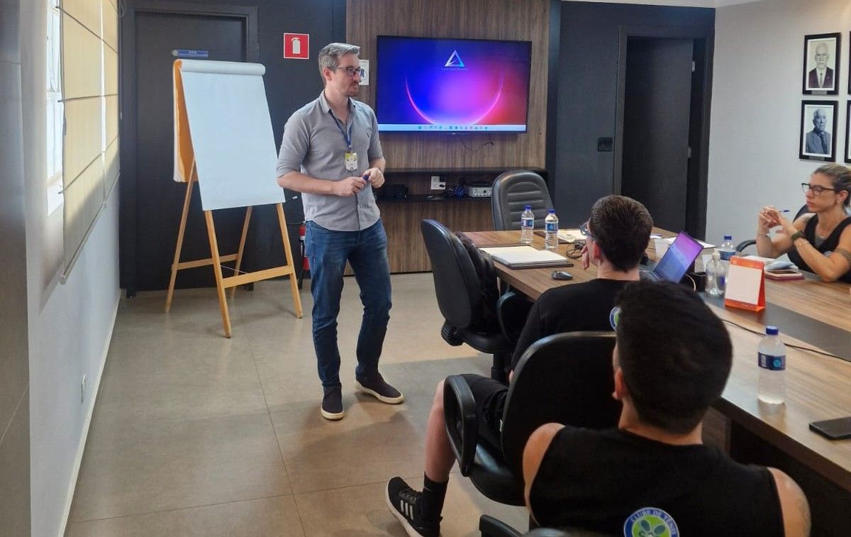 Reunião com equipe da Academia do CTC
